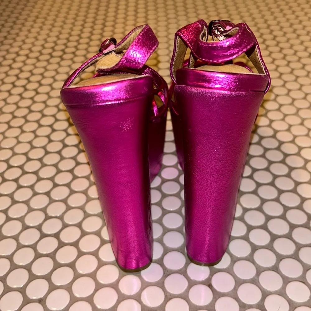 Jeffrey Campbell Pink Metallic Disco Platform Size 7.5